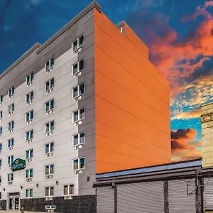 La Quinta By Wyndham Brooklyn Hotel New York