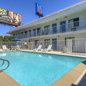https://motel-6-las-vegas-i-15.las-vegashotels.net