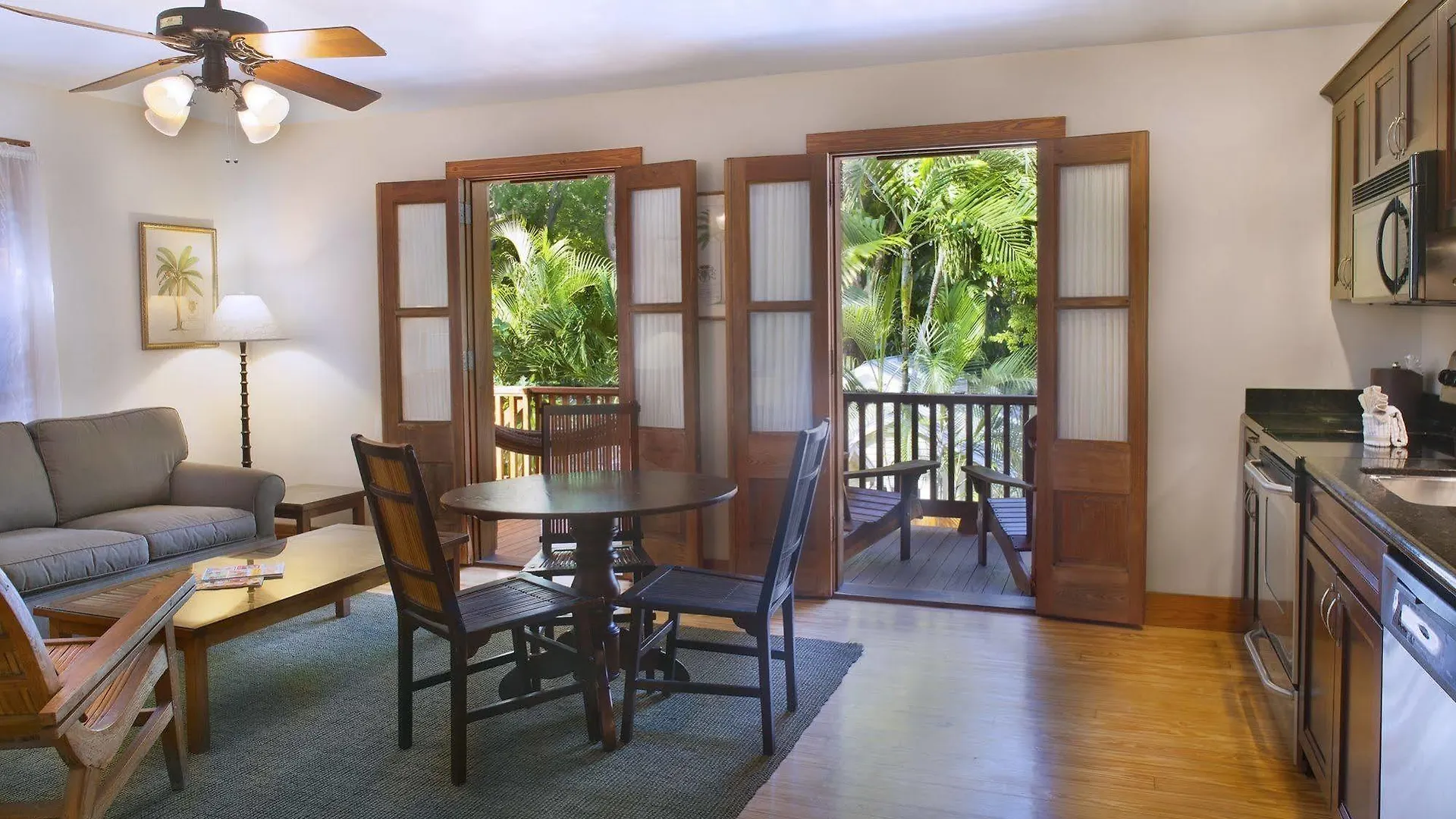 Island City House Key West 3*,